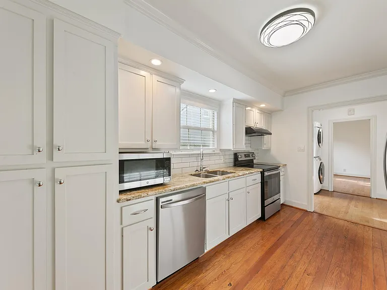 2343 Shakespeare St #1 — Photo 10