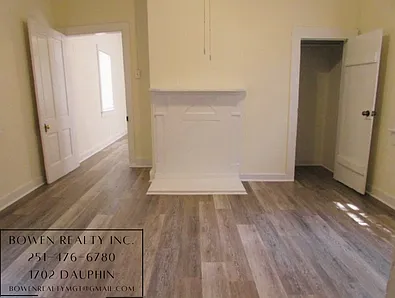 1109 Caroline Ave — Photo 7