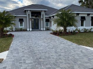 14 Cold Spring Ct, Palm Coast, FL 32137