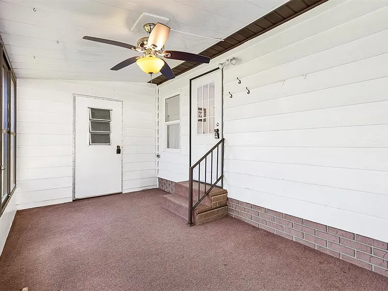 732 Royal Palm Ave — Photo 21