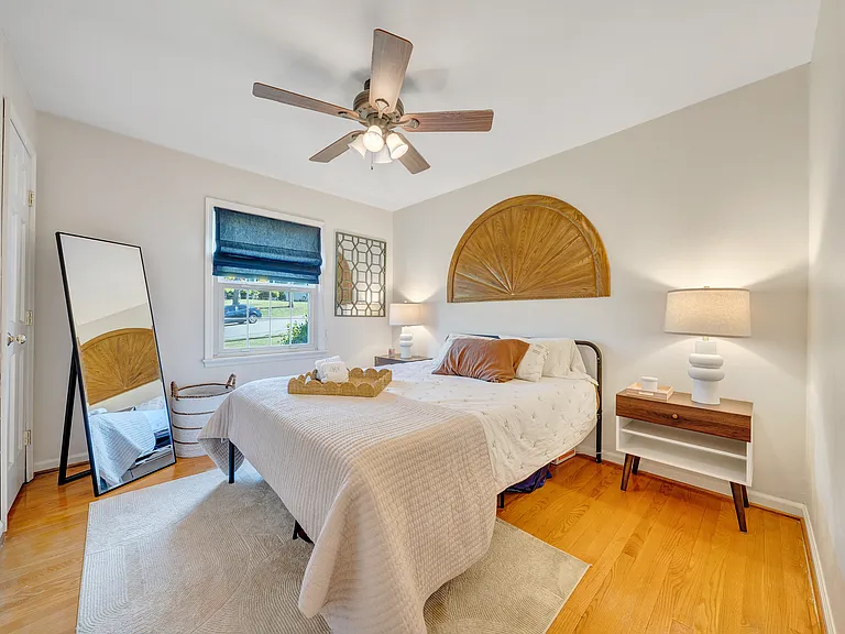 621 Aragona Dr — Photo 42