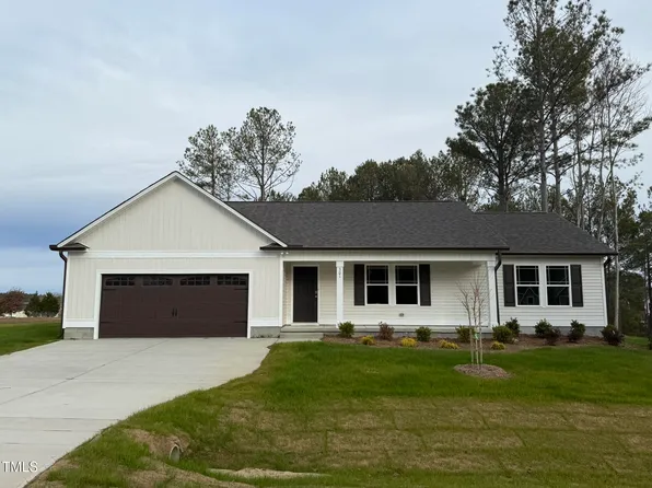 301 Lotus Ave, Smithfield, NC 27577