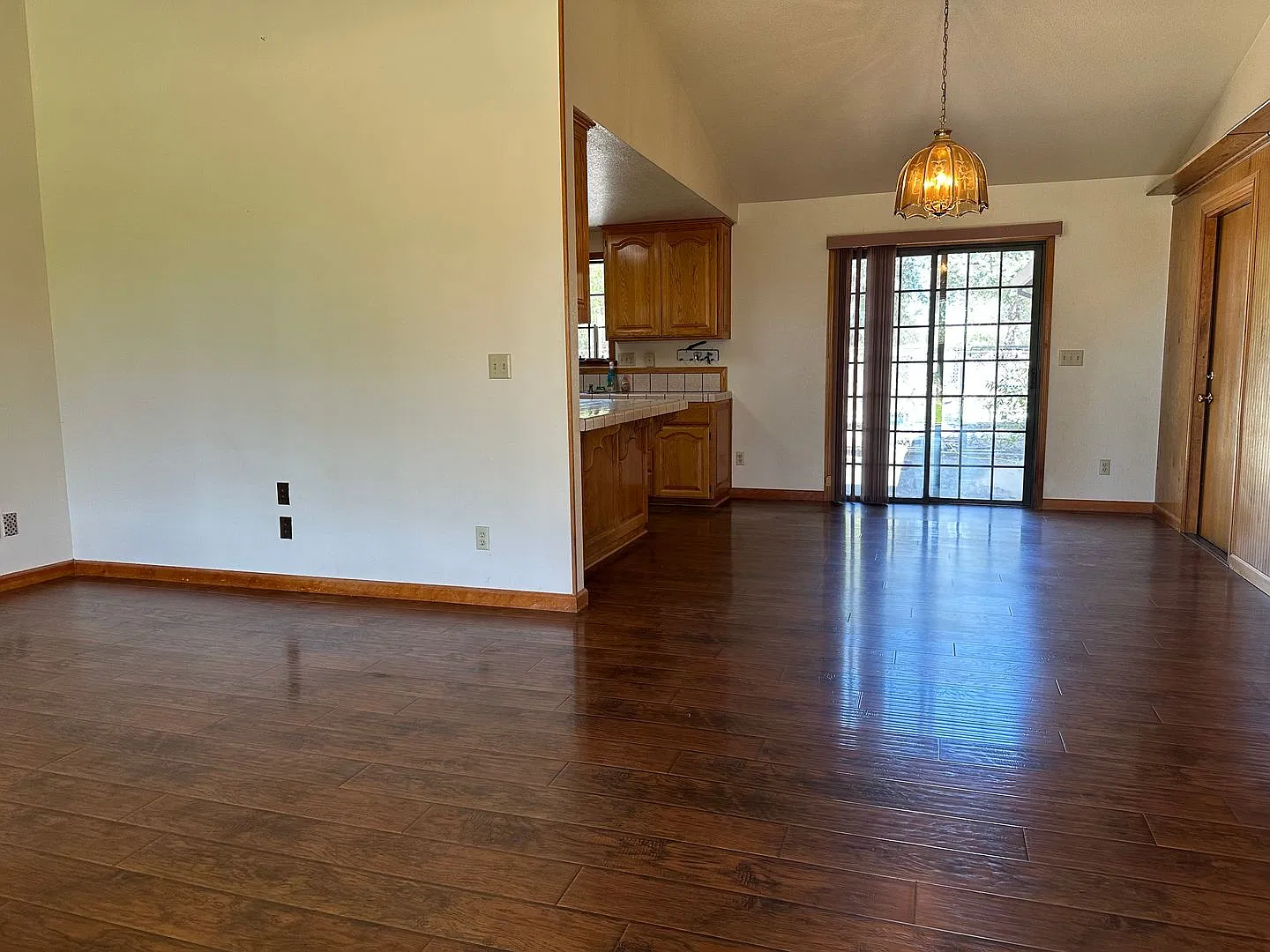 Country Living with Private Pool 3 Bedroom Home in Anderson — Photo 4
