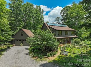 24 Merriwood Way, Arden, NC 28704