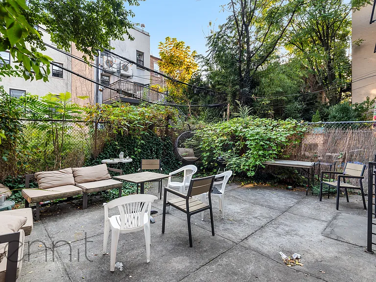 686 Jefferson Ave #2L — Photo 13