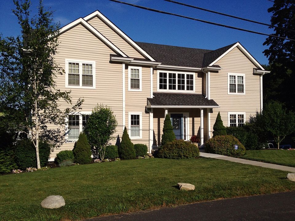 1st image of 35 Crest Dr
