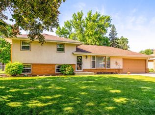 80 Logan Pkwy NE, Fridley, MN 55432