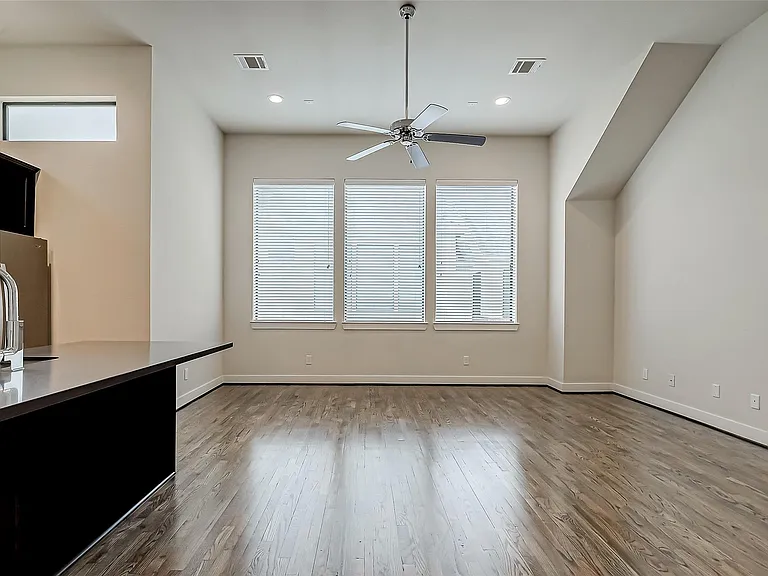 4025 Tulane St — Photo 10