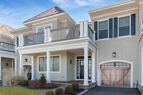1404 High Pond Ln Photo 1