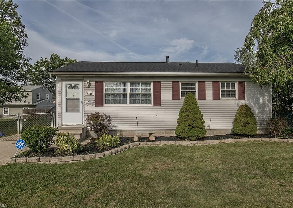 1st image of 4128 Meadow Ln