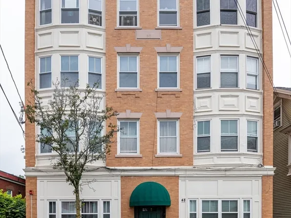 48 Essex St APT 7, Salem, MA 01970
