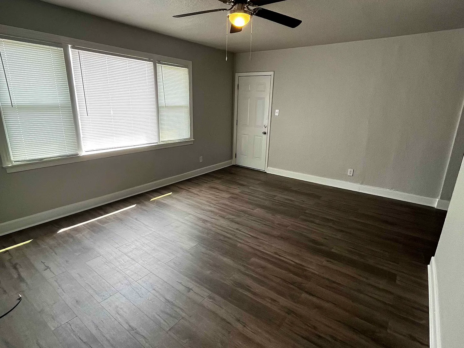 99 Harris Rd — Photo 2