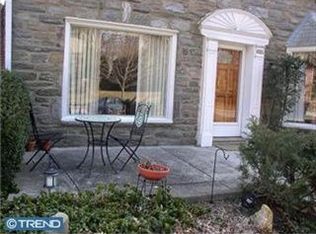 635 Fariston Dr, Wynnewood, PA 19096