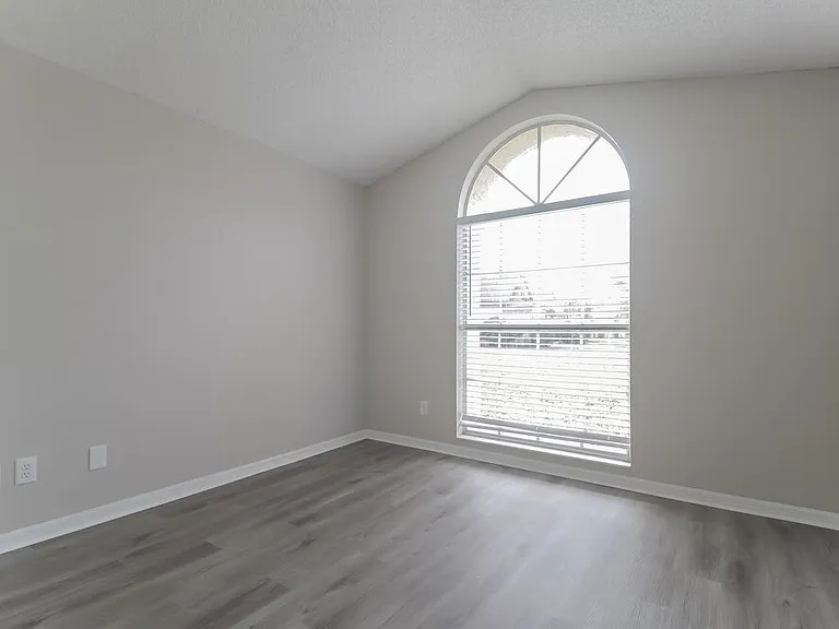 1023 Kelly Creek Cir — Photo 13