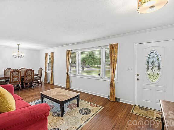 4th image of 2430 Old Cedarwood Dr NW