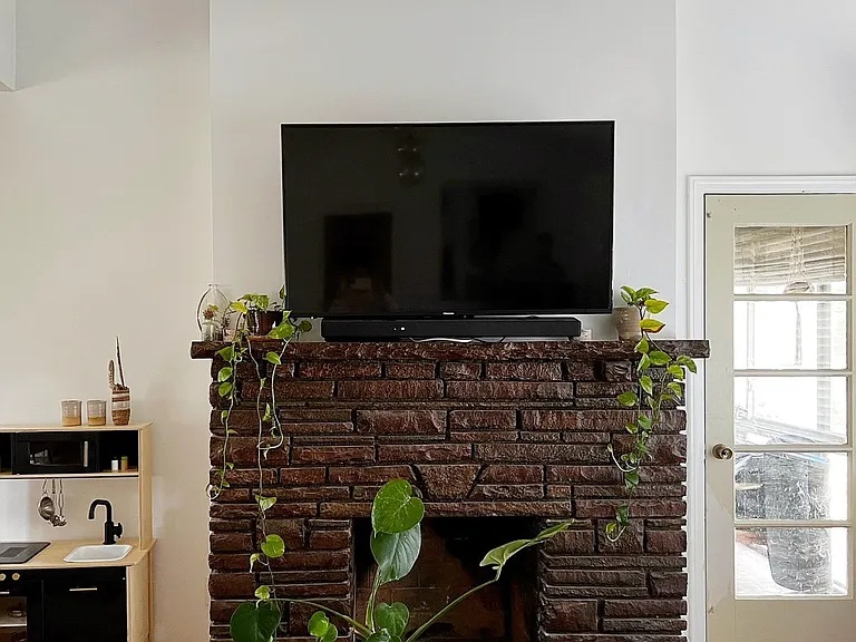 230 Chelsea Cir — Photo 6