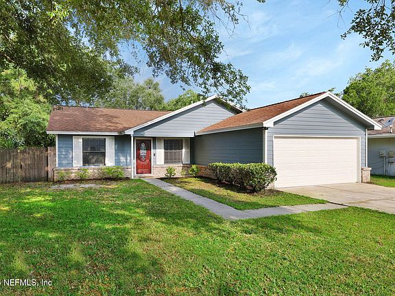 2nd image of 10872 CARRINGTON Court
