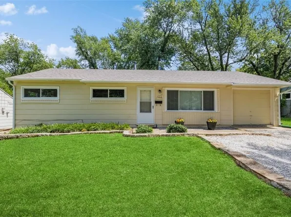 11215 Palmer Ave, Kansas City, MO 64134