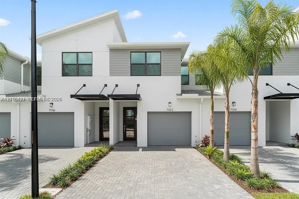 Forest Oaks Residential — Photo 1