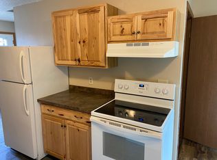 426 S 11th St #1, Bismarck, ND 58504