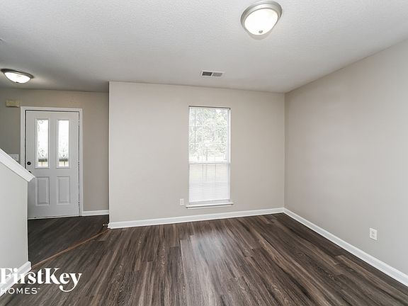 3rd image of 5042 Grand Pines Dr