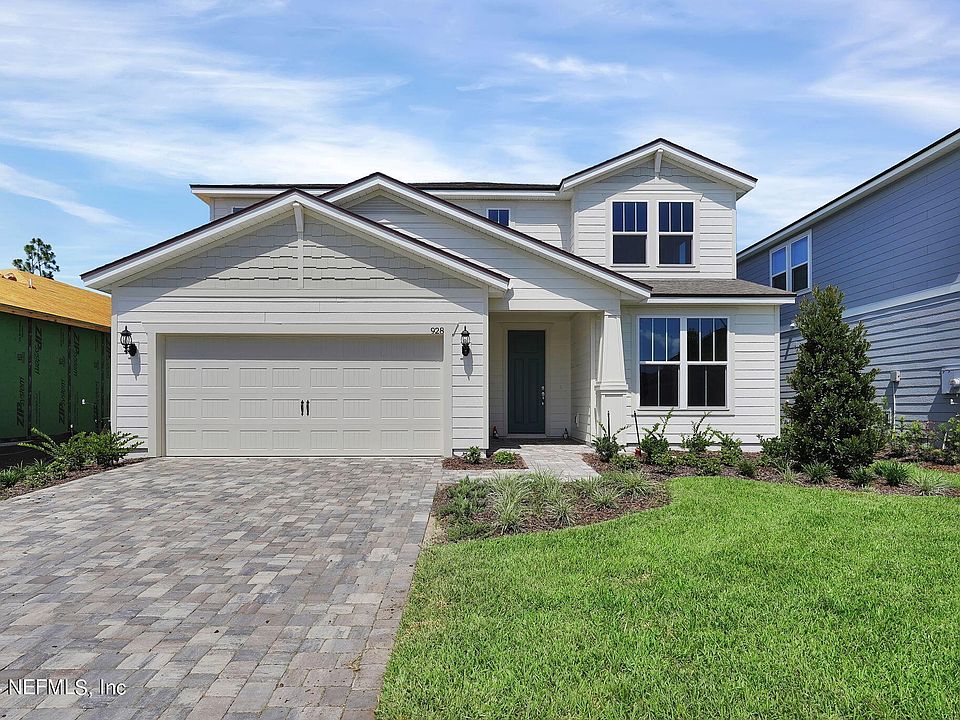 1st image of 928 ROOSTER HOLLOW Way