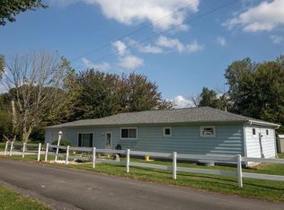 1009 S Circle Dr E, Cromwell, IN