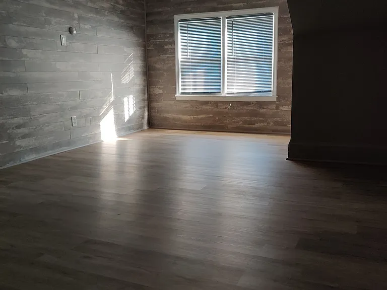 205 N Normal St #4 — Photo 4