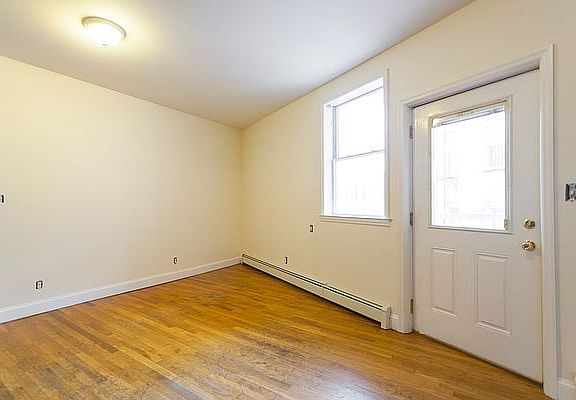 2nd image of 1342 De Kalb Ave #4C