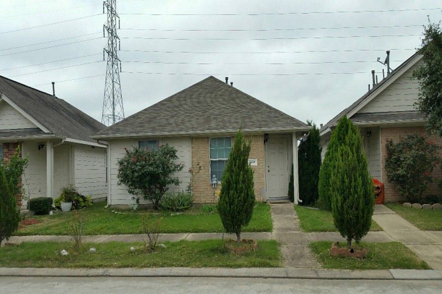 1st image of 6405 Austinville Dr