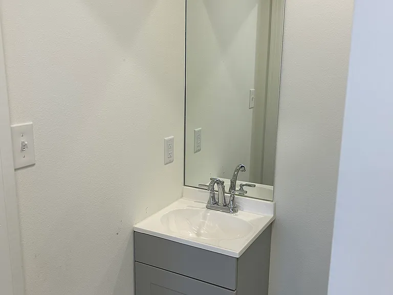 2423 Durwood Rd — Photo 18