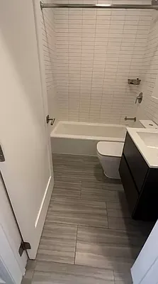 Rented by REINA PROPERTY GROUP CORP | media 10