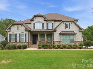 2411 Madeira Cir, Waxhaw, NC 28173