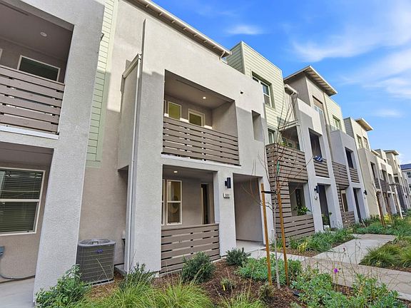 2nd image of 3108 Seashell Ter