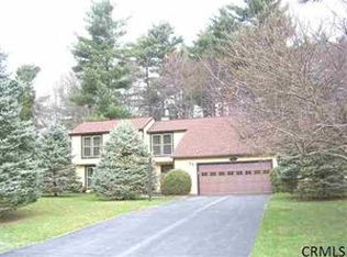 74 Meadow Rue Pl, Malta, NY 12020