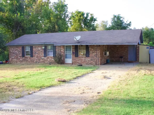 397 Locust St, Hickory Flat, MS 38633