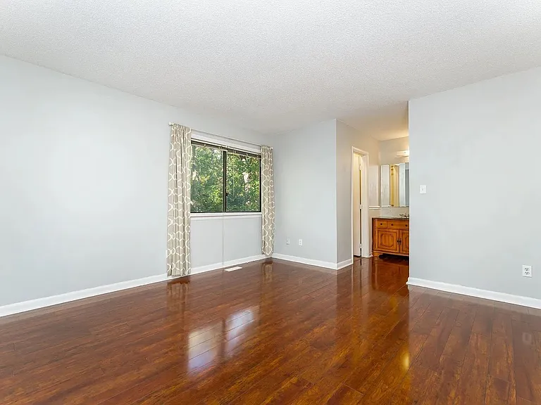 7320 Sandy Creek Dr — Photo 12