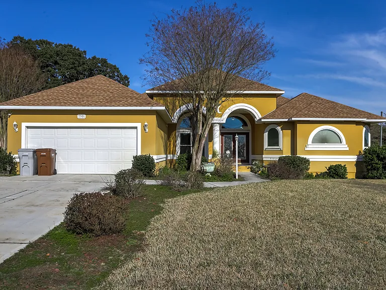 7591 N Shores Dr — Photo 58