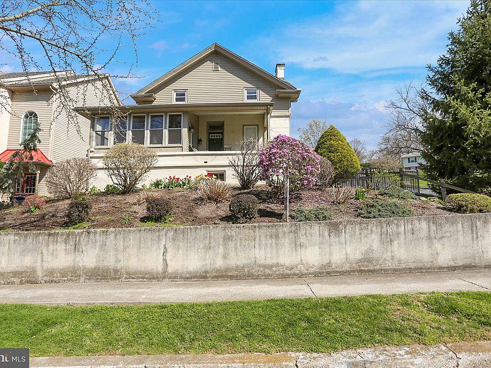 400 Perkasie Ave, West Lawn, PA 19609 Zillow