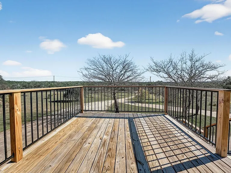 16200 Round Mountain Rd #B — Photo 1