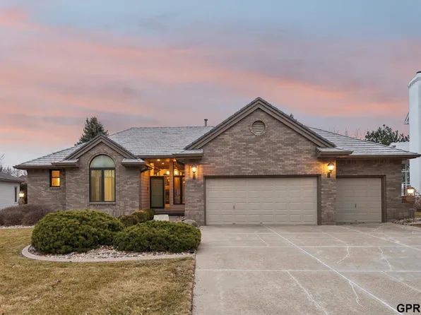 1705 N 129th St, Omaha, NE 68154