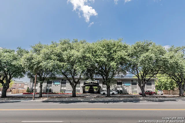 2 bed, 1.0 bath, 895 sqft, $925 — Photo 4