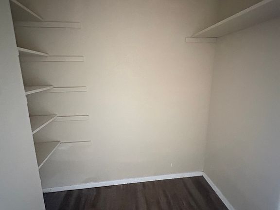 3rd image of 176 Goodson Dr #1