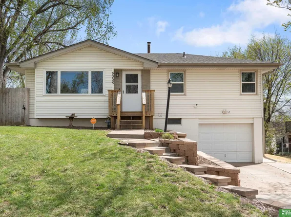 5005 Trail Creek Ave, Bellevue, NE 68157