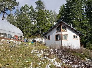 2600 Low Divide Rd, Crescent City, CA 95531