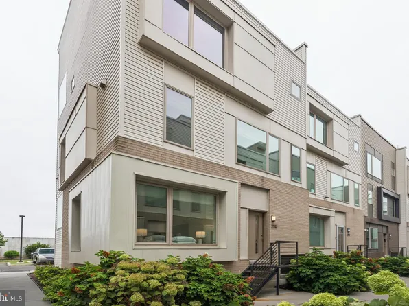 2113 Kensington Walk, Philadelphia, PA 19125