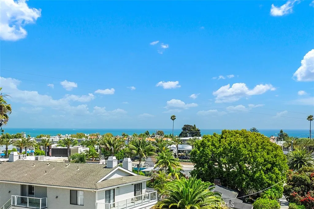 2 bed, 1000 sqft, $5,700 — Photo 3