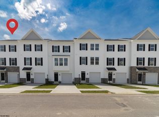 26 Dover Ct #26, Bridgeport, WV 26330