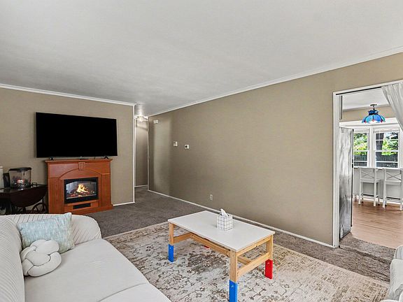 5th image of 4215 Pembrook St