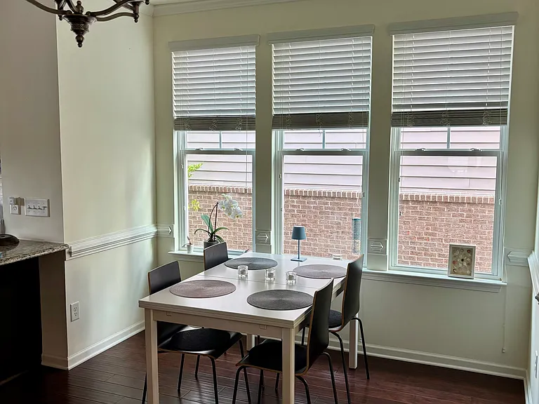 5319 Cambridgeshire Loop — Photo 11